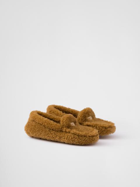 Shearling driving shoes