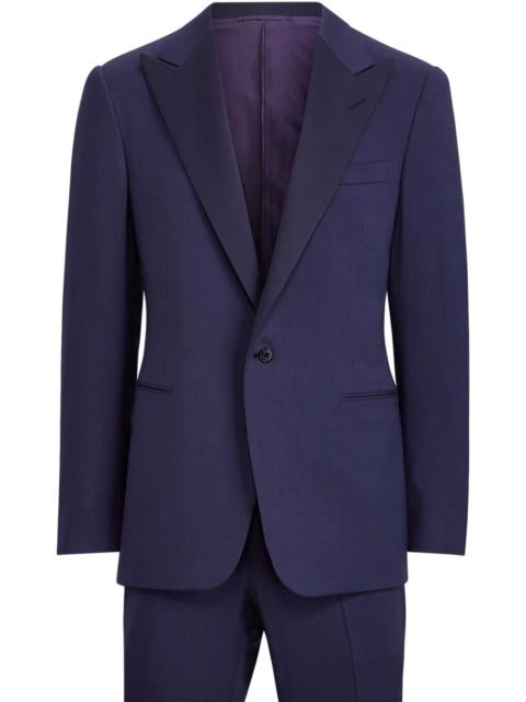 peak-lapels suit