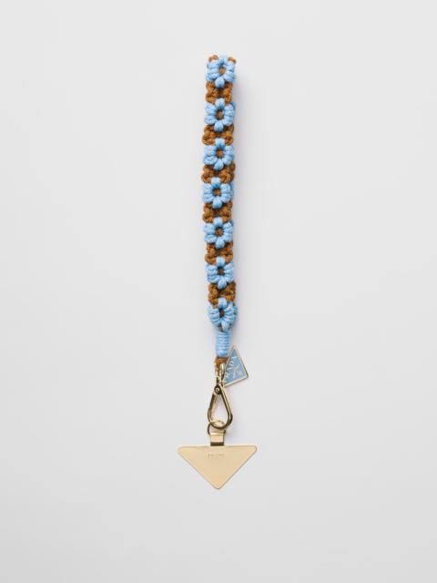 Crochet smartphone wristlet