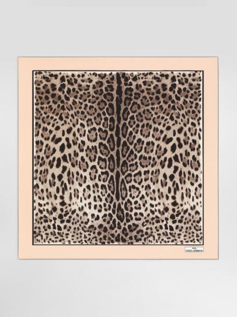 Leopard-print twill scarf (90 x 90)