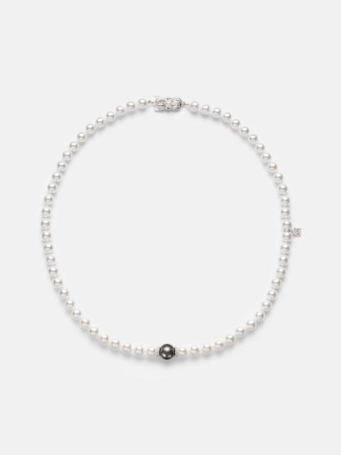 18kt white gold necklace with pearls and diamonds