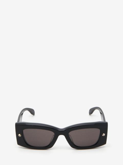 Spike Studs Rectangular Sunglasses in Black/smoke