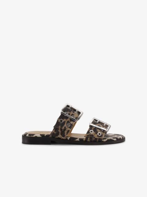 FEMININE BUCKLE TWO-STRAP SANDALS IN LEOPARD DENIM