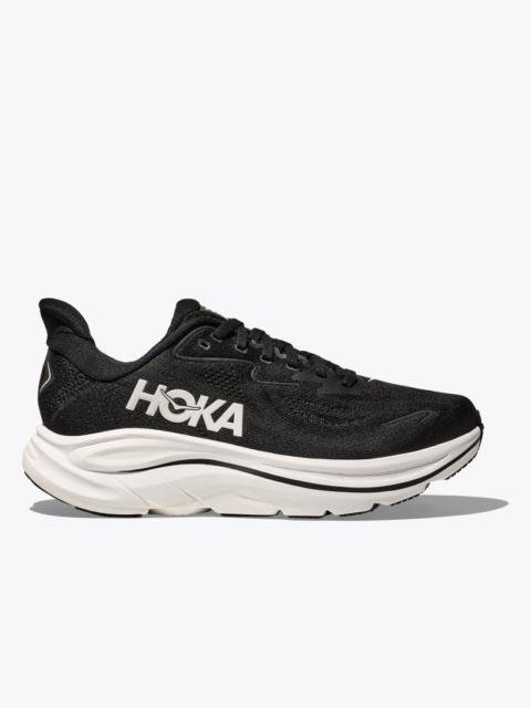Women's Clifton 10 Shoes in Black/White