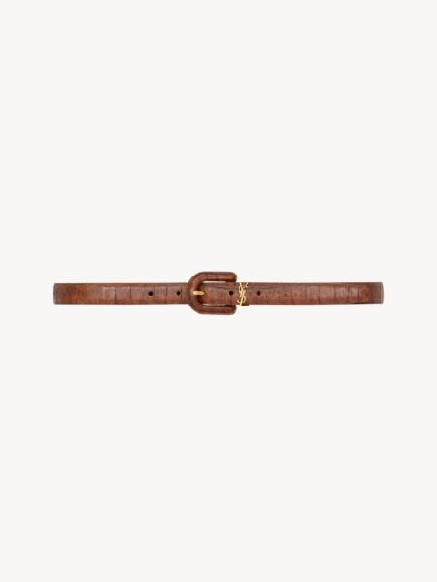 CASSANDRE COVERED U BUCKLE THIN BELT IN CROCODILE-EMBOSSED LEATHER