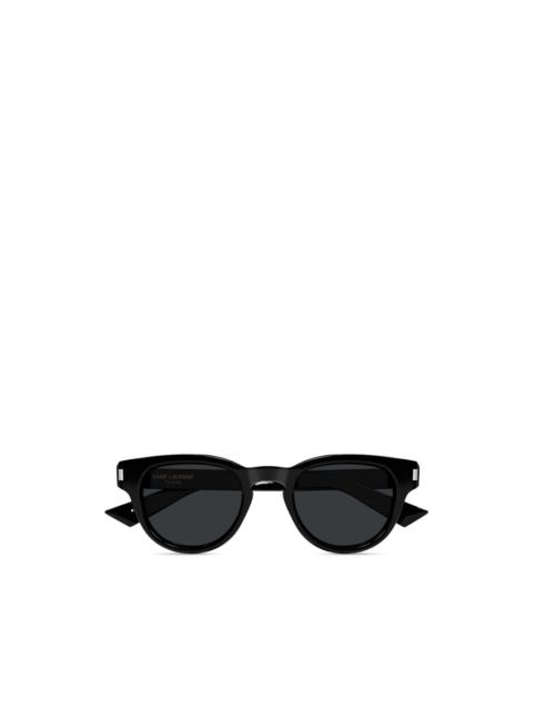 round-frame sunglasses