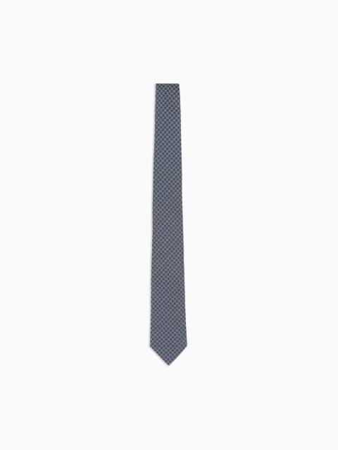 PURE SILK TIE WITH JACQUARD OP-ART MOTIF