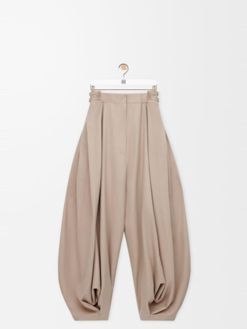 Draped trousers in cotton and silk