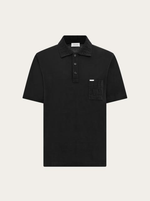 V-neck polo with jacquard pocket detail