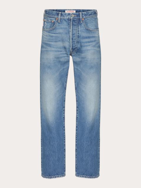 DENIM PANTS WITH METALLIC V DETAIL