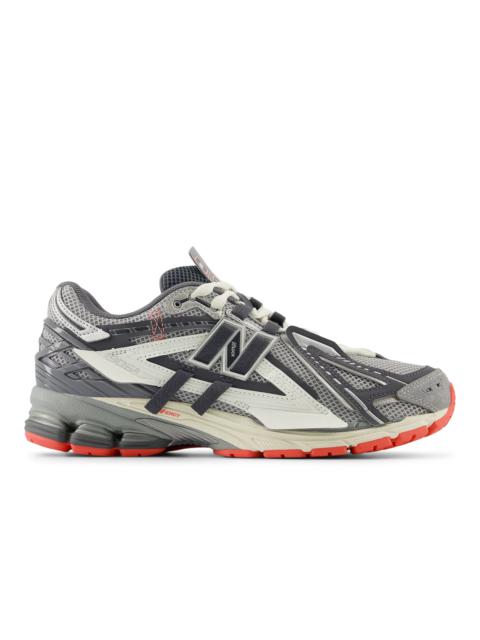 Unisex 1906A Sneakers