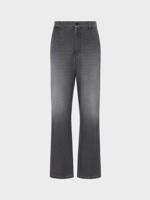 Straight-leg jeans