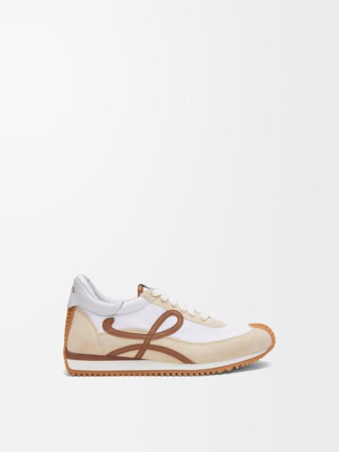 Flow Runner 2.0 in nylon and suede