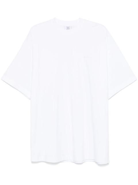 logo-embroidered T-shirt