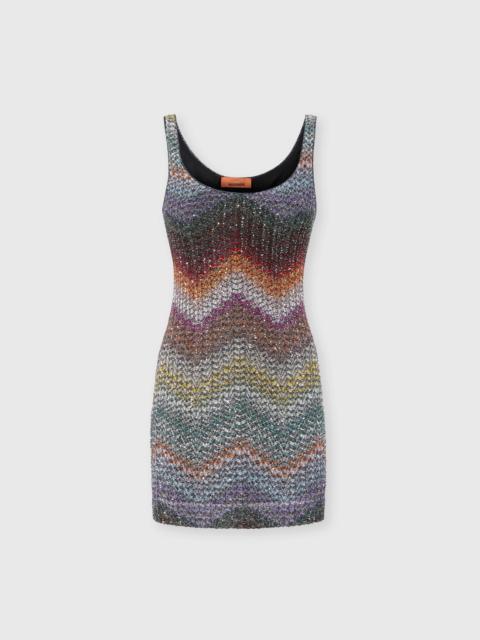Short dress with straps in a Greek-style zigzag knit with sequins