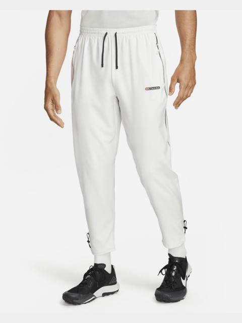 Nike Challenger Track Club Men's Dri-FIT Running Pants