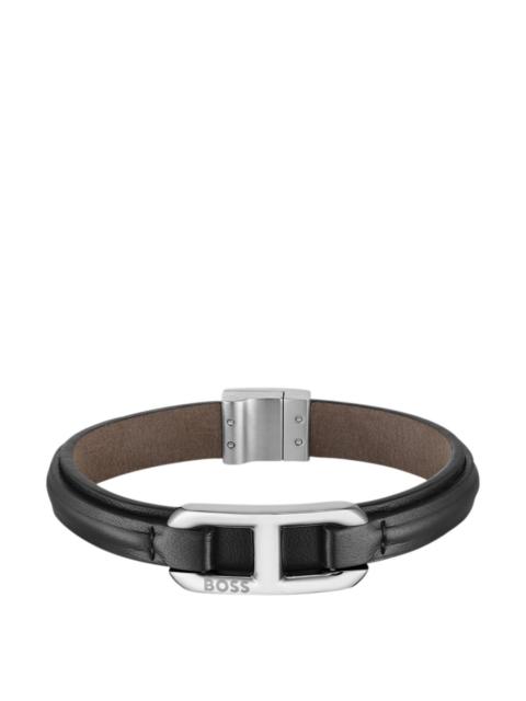 BROWN-LEATHER CUFF WITH BRANDED METALLIC LINK