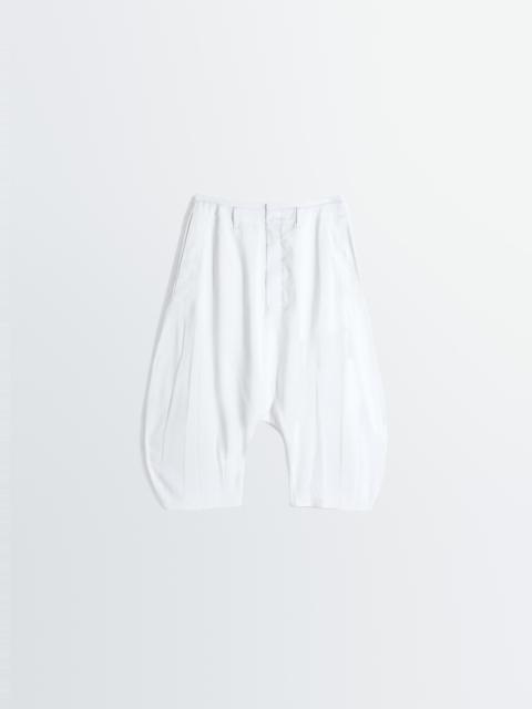 CREASED DROPPED CROTCH BERMUDAS IN POLY VISCOSE TWILL