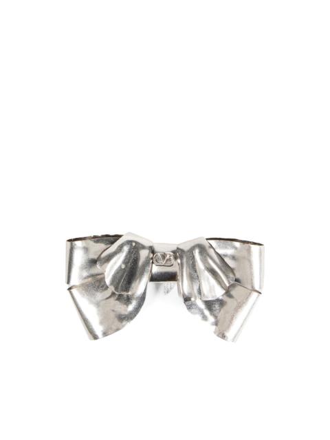 Trop Chou bow brooch