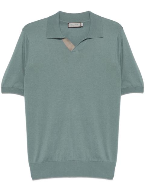 polo-collar T-shirt