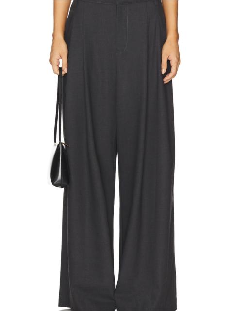 Easy Pleated Wide Leg Trouser