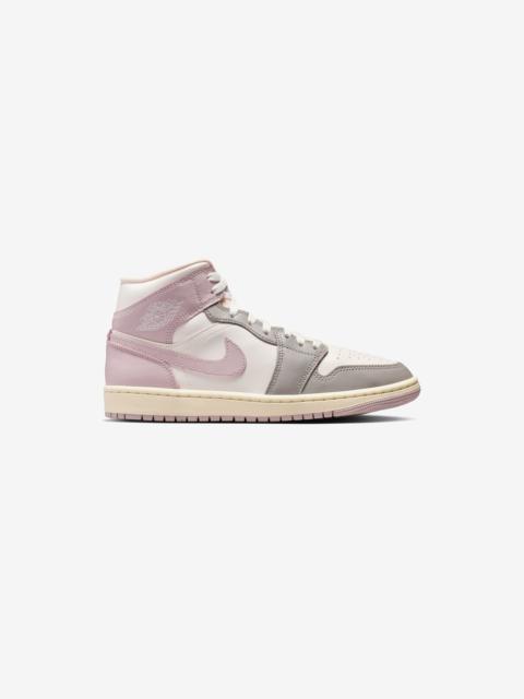 Wmns Air Jordan 1 Mid