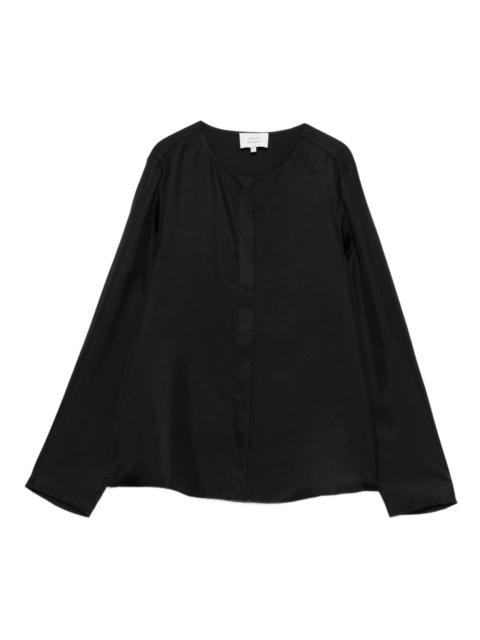 round-neck long-sleeve shirt