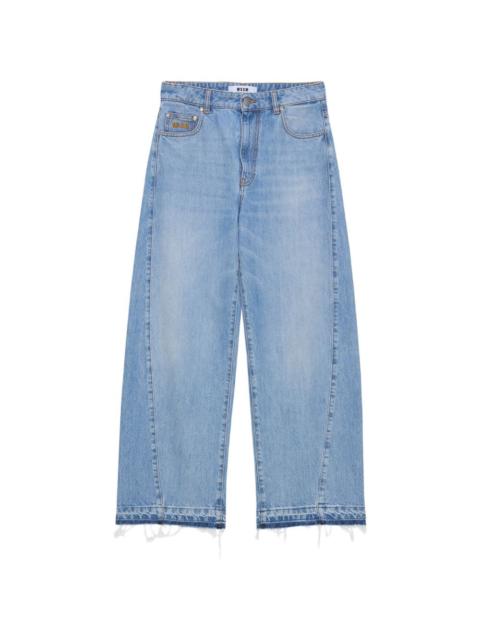 frayed-hem jeans