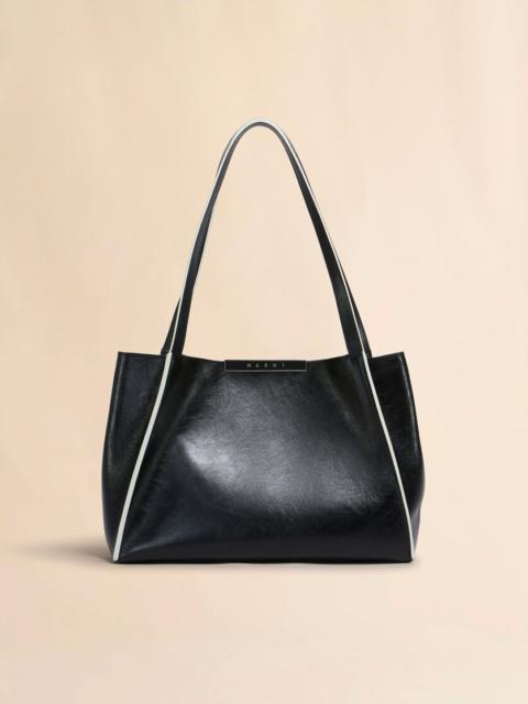 BLACK LEATHER CRESTA E/W SMALL TOTE BAG