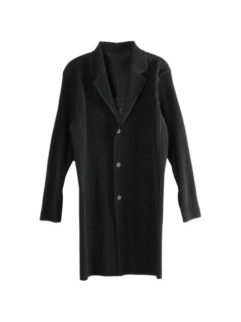 pleated buttoned coat