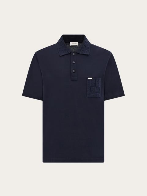 V-neck polo with jacquard pocket detail