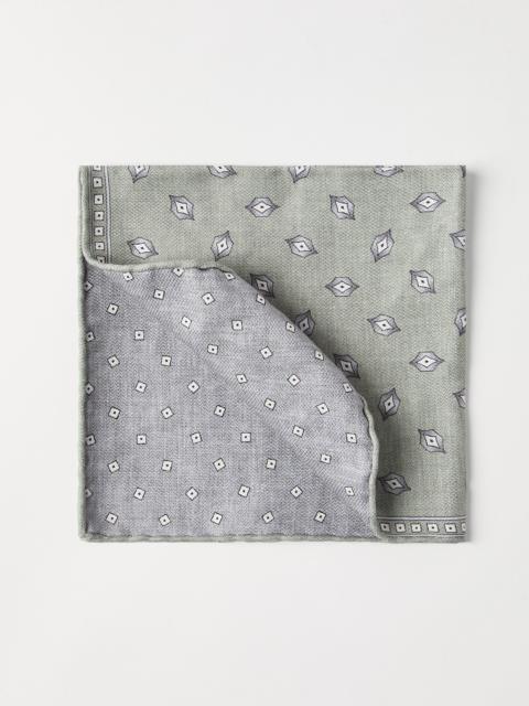 Silk pocket square with diamond design