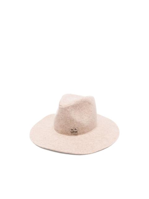 logo-plaque fedora hat