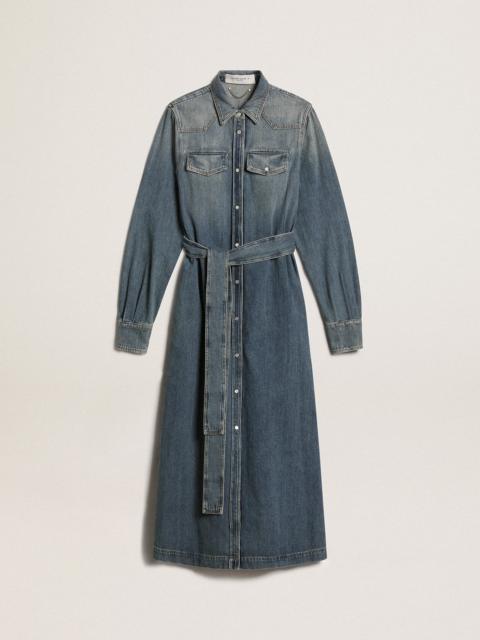 Women's shirt dress in denim with belt