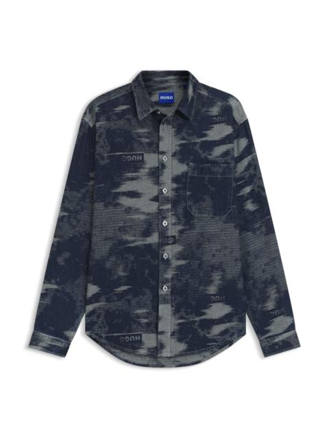 OVERSIZED-FIT SHIRT IN JACQUARD-PATTERN DENIM