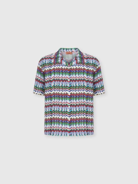 Bowling shirt in viscose with irregular zigzag print