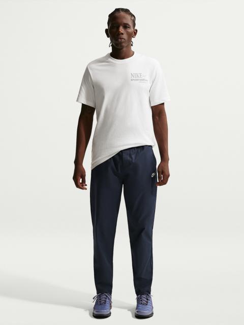 Nike Club Men's Woven Tapered Pants