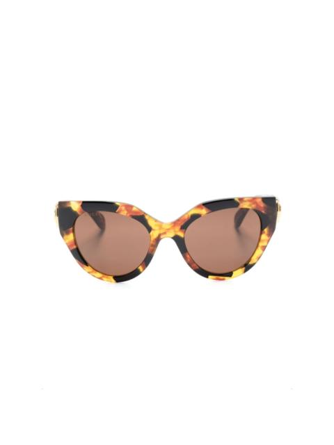 logo-plaque cat eye-frame sunglasses