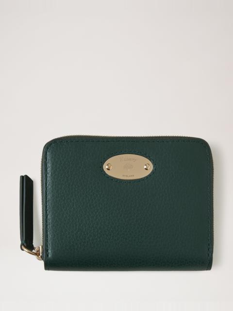 Mulberry Plaque Small Zip Around Purse
Mulberry Green Small Classic Grain