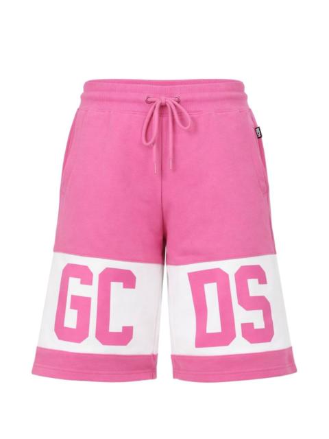 logo shorts