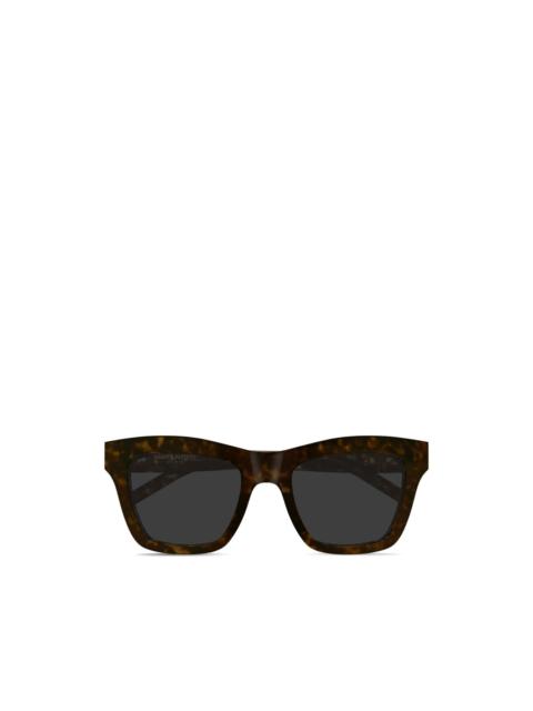 square-frame logo-plaque sunglasses