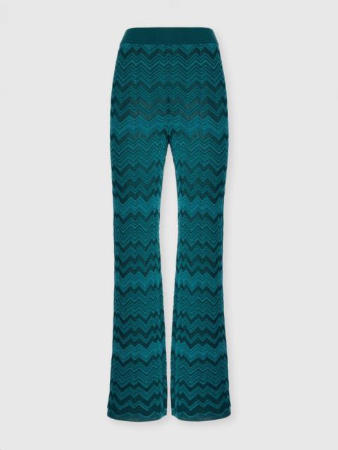 Straight Long Pants in Chevron Pattern