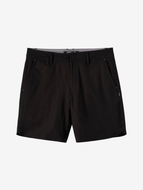 Utility Scallop Hybrid 18" Hybrid Shorts