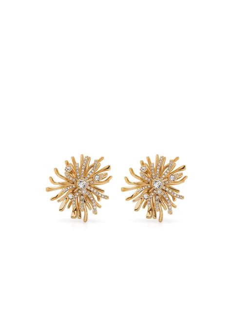 flower-detailed earrings
