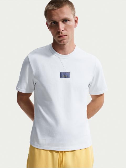 Nike Sportswear Premium Essentials T-Shirt