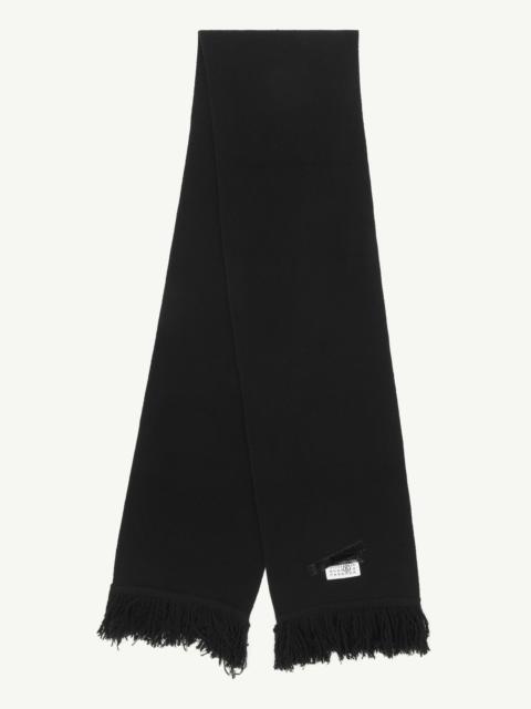 Taped label wool scarf