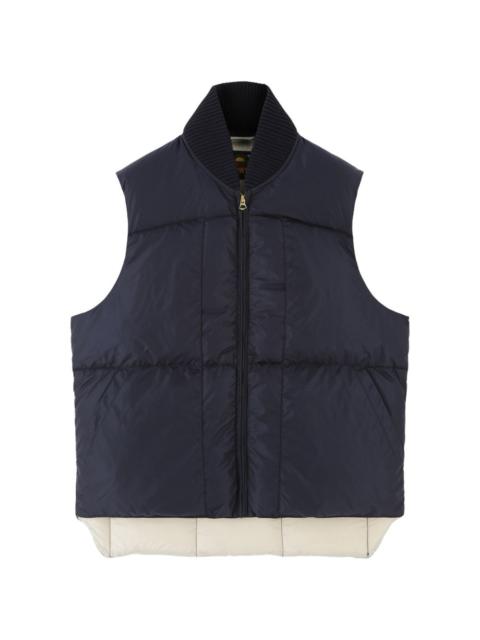 Queen quilted ribbed vest