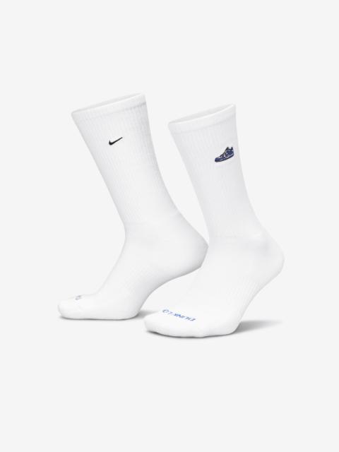Nike Everyday Plus Cushioned Crew Socks (1 Pair)