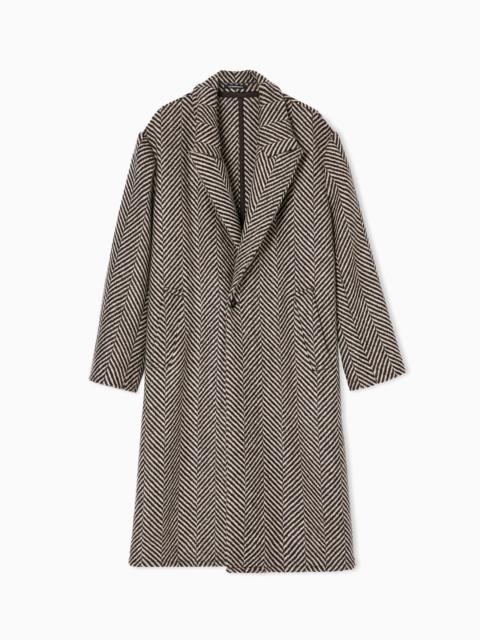SINGLE-BREASTED COAT IN A CHEVRON WOOL TWEED