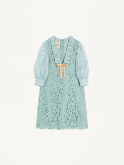 SHORT DRESS IN HEAVY LACE